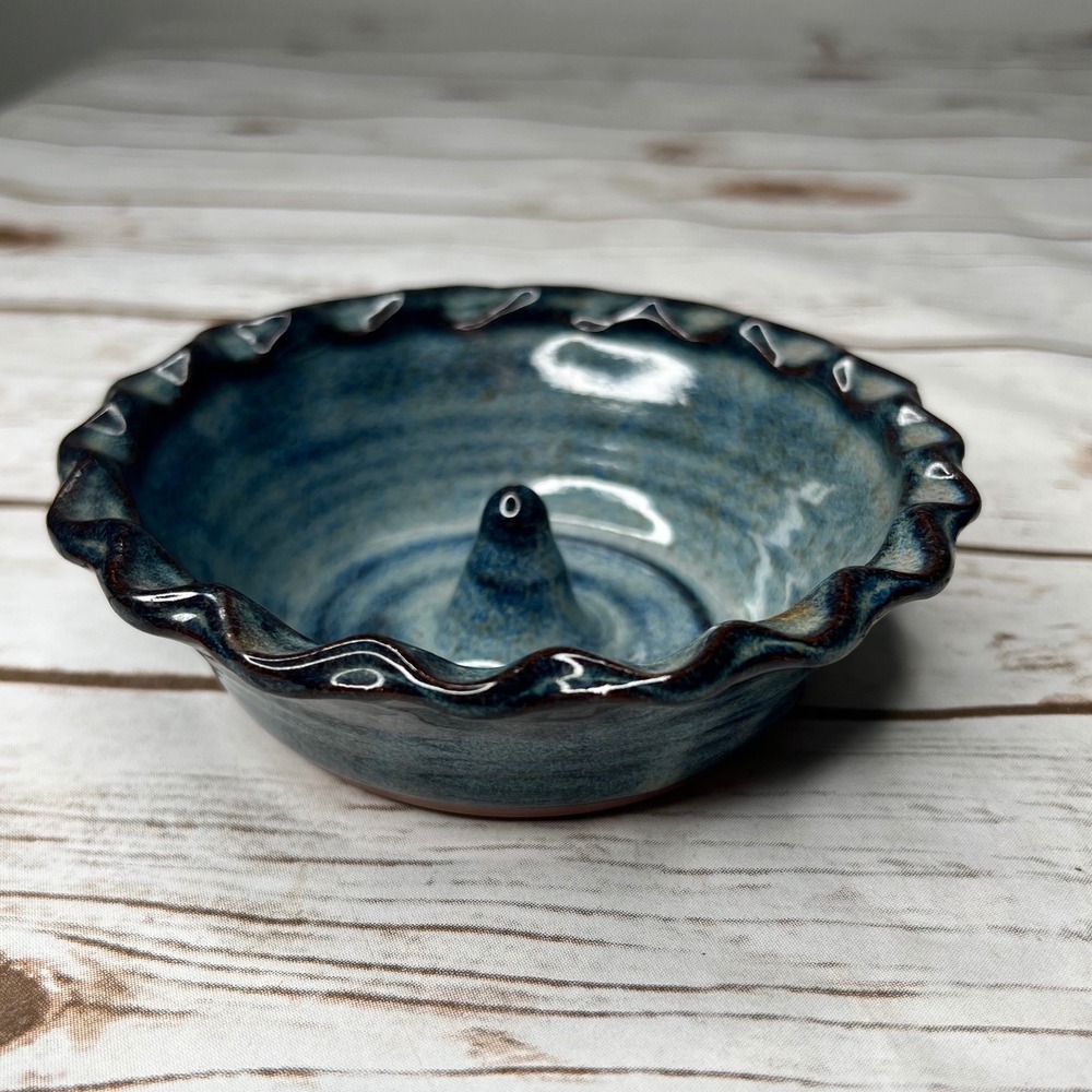 Handmade Clement Clayworks Studio Pottery Apple Baker Blue Scalloped 5in